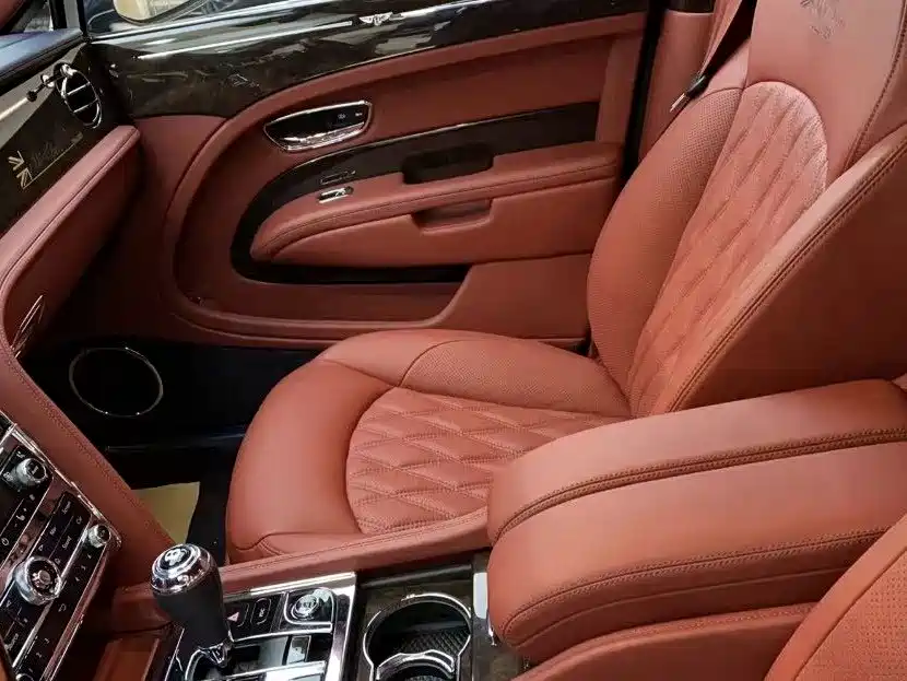 Bentley Mulsanne 2019 — фото 14