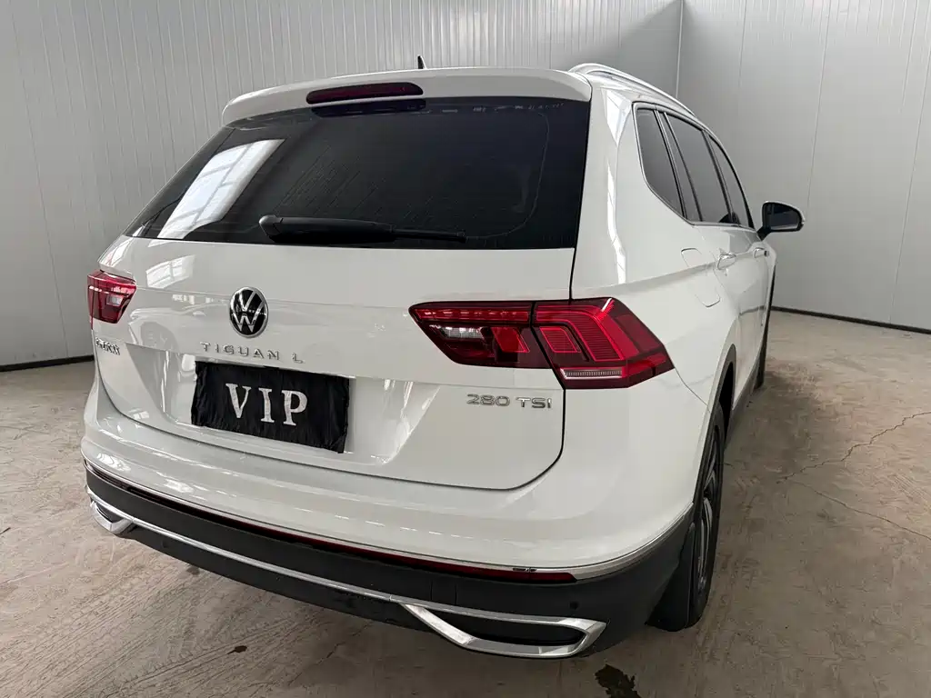 Volkswagen Tiguan L 2023