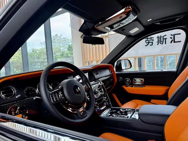 Rolls-Royce Cullinan 2024