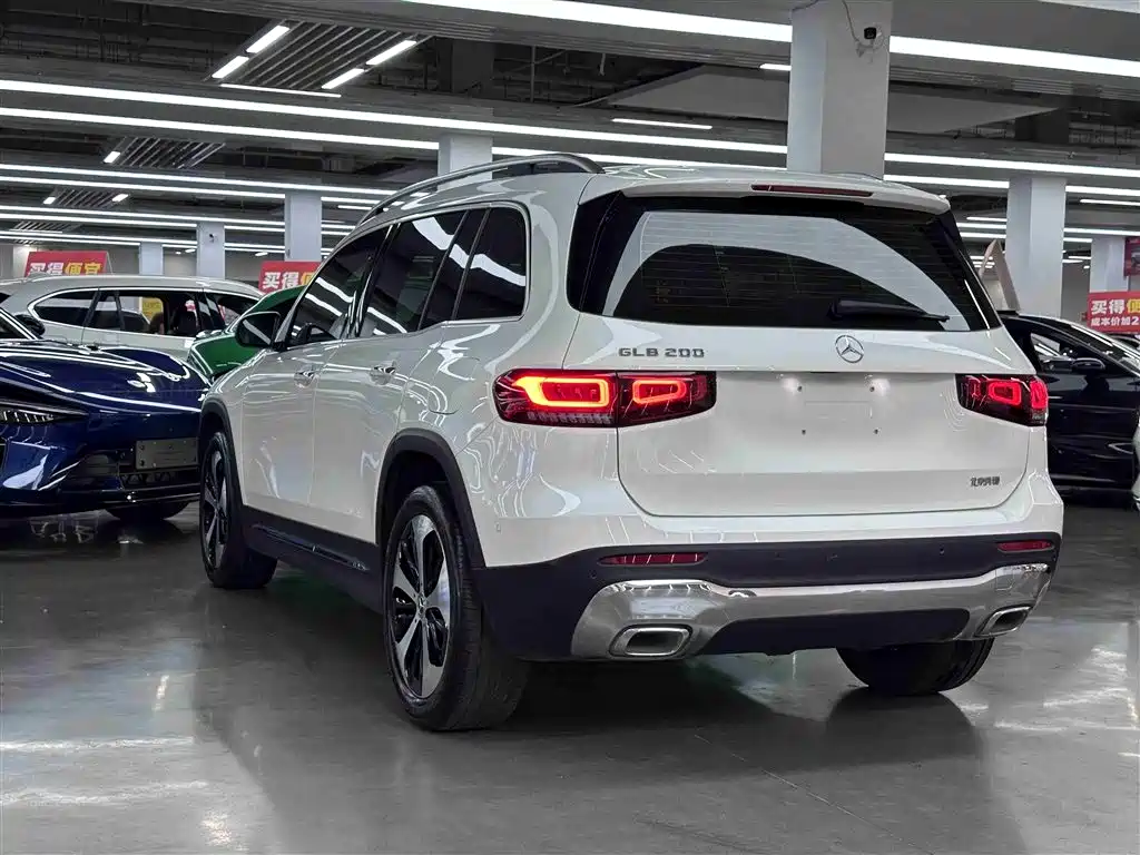 Mercedes-Benz GLB 2022 — фото 11