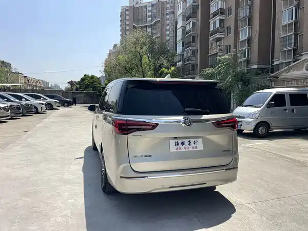 Buick GL8 2021