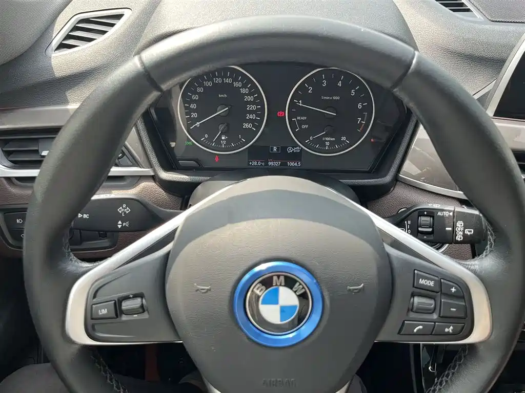 BMW X1 2018 — фото 10