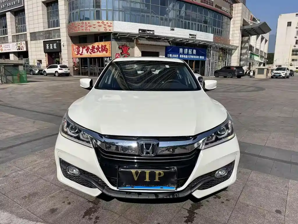Honda Accord 2018 — фото 2