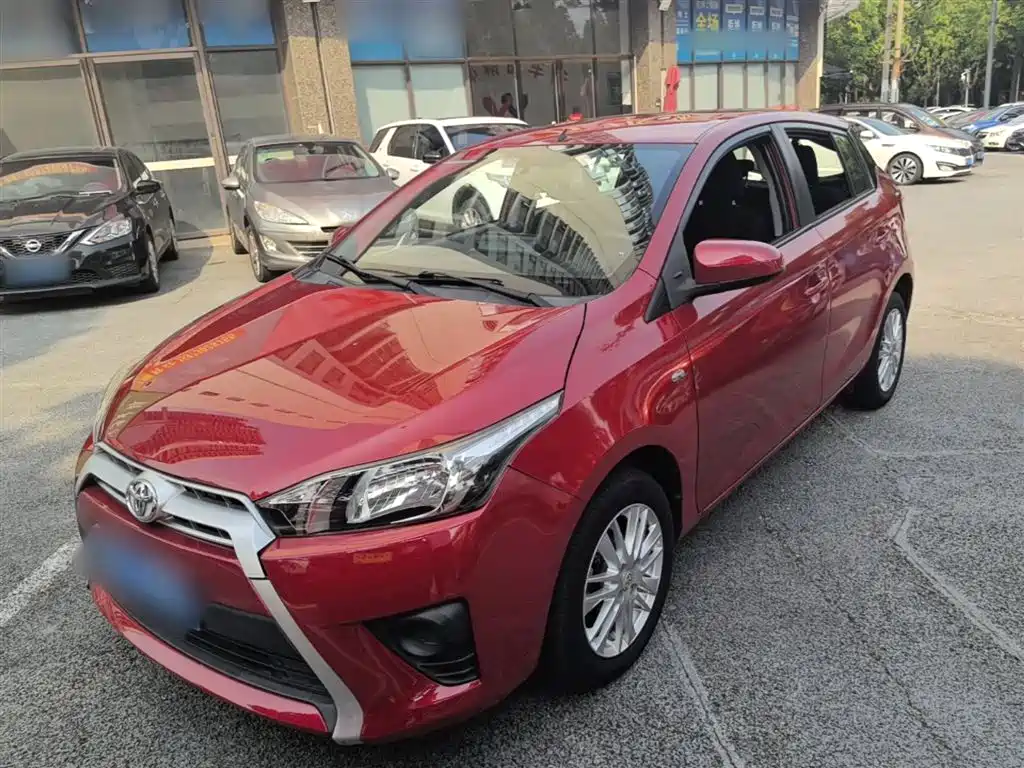 Toyota Yaris L 2016