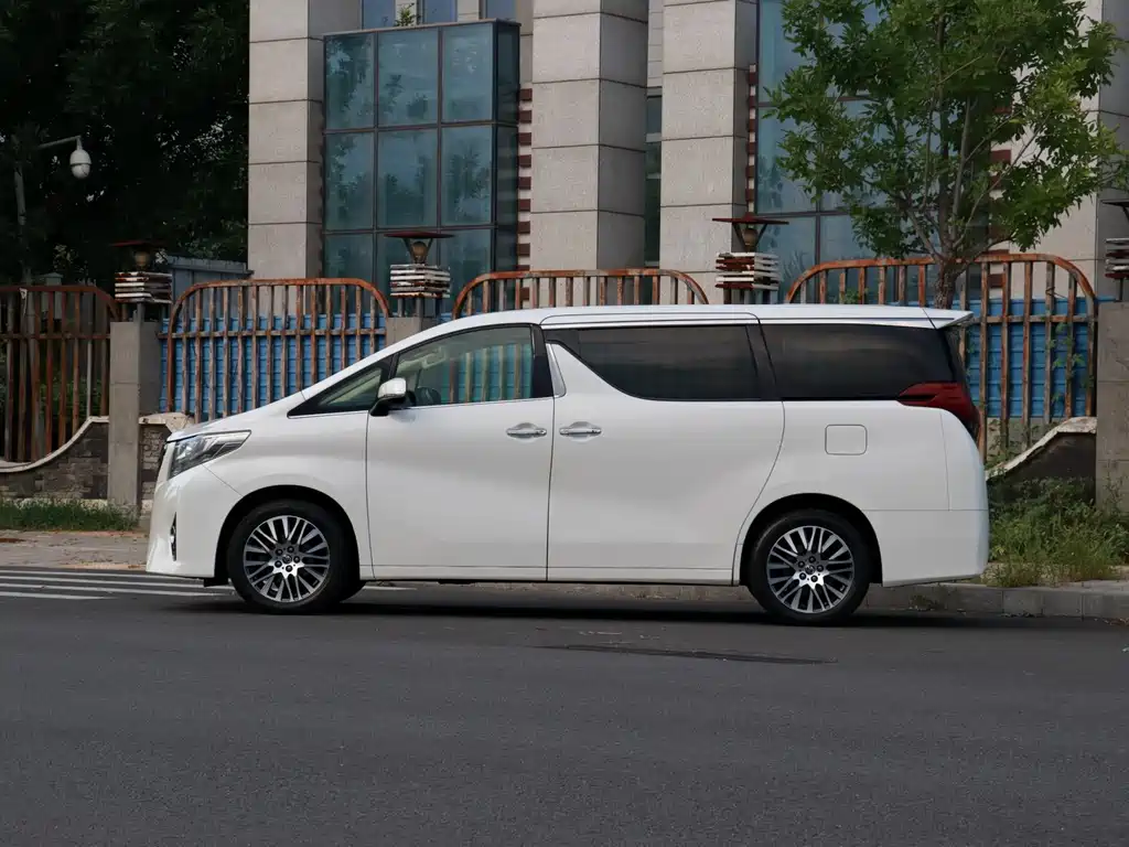 Toyota Alphard 2015 — фото 2