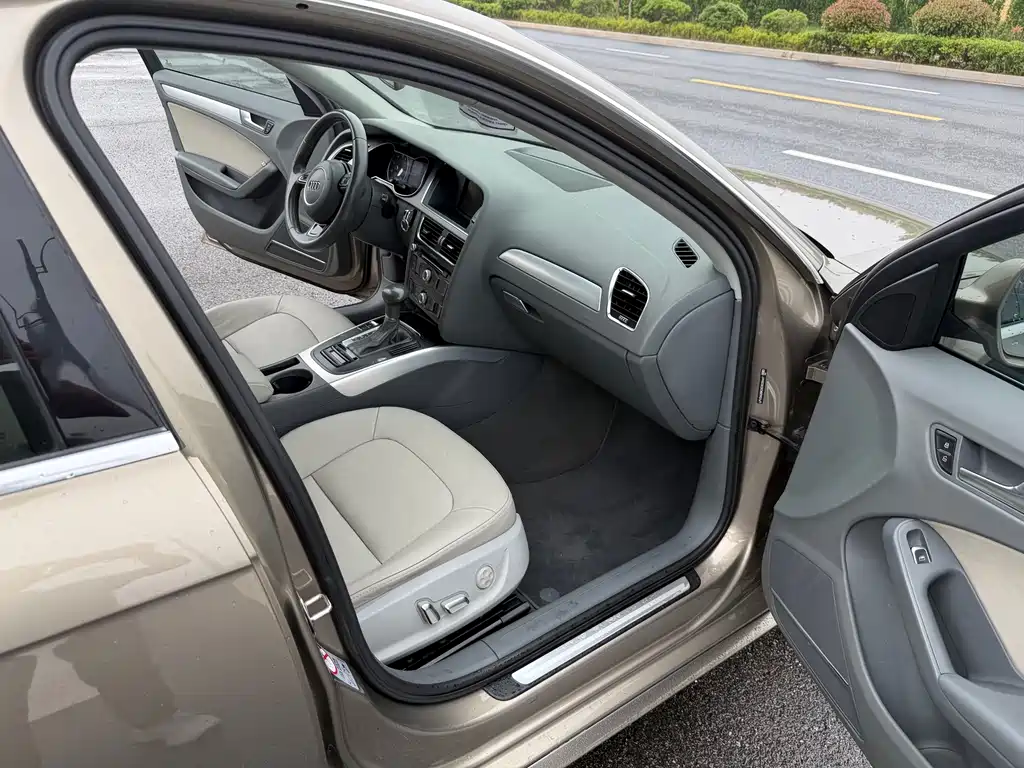 Audi A4L 2014