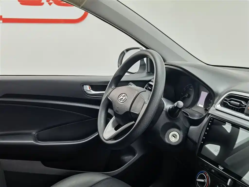 Hyundai Verna 2019 — фото 22