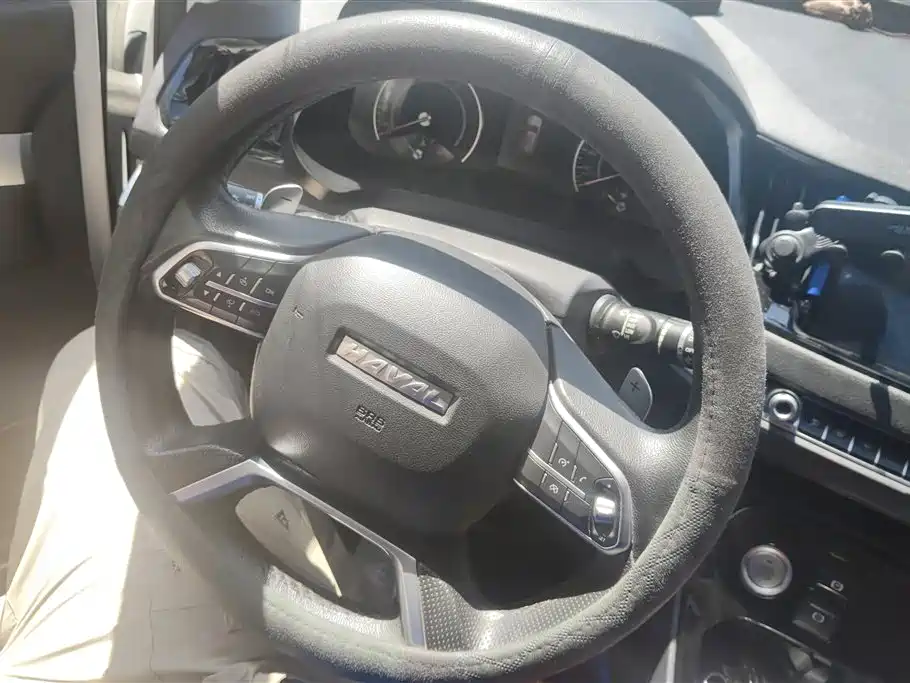 Haval H2s 2018 — фото 15
