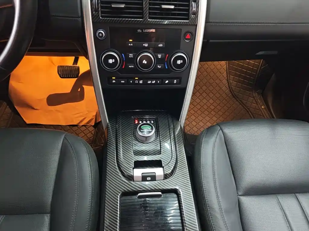 Land Rover Discovery Sport 2016 — фото 14