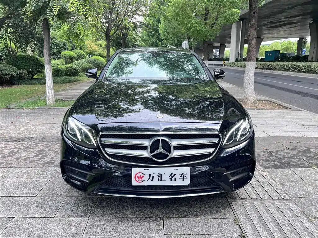 Mercedes-Benz E-Class 2018 — фото 9