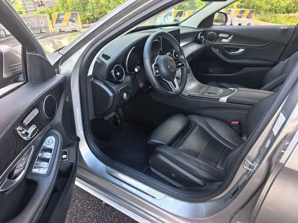 Mercedes-Benz C-Class 2019