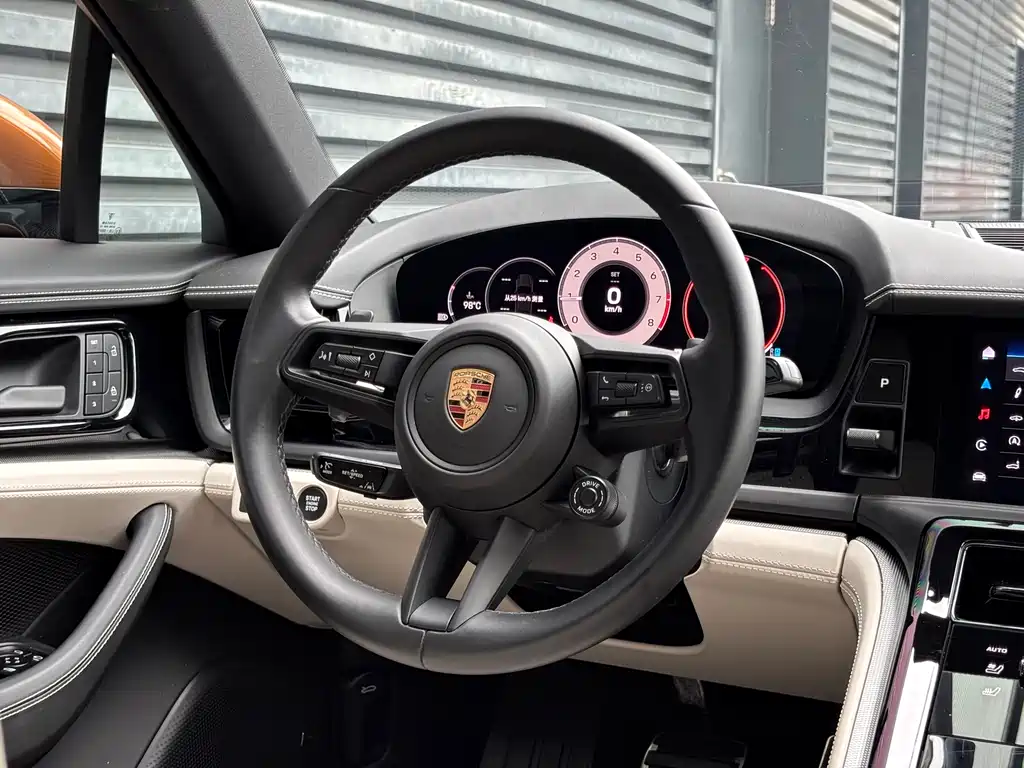 Porsche Panamera 2025 — фото 13