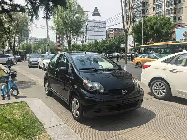 BYD F0 2012