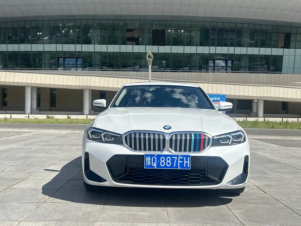 BMW 3 Series 2023