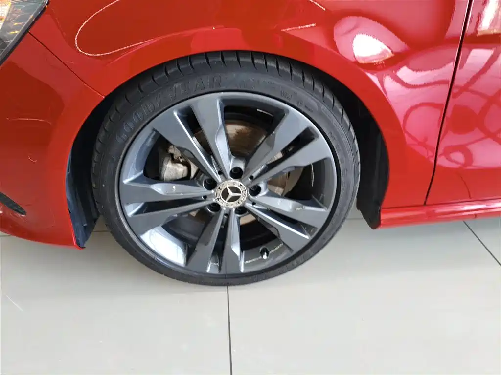 Mercedes-Benz CLA 2018 — фото 25