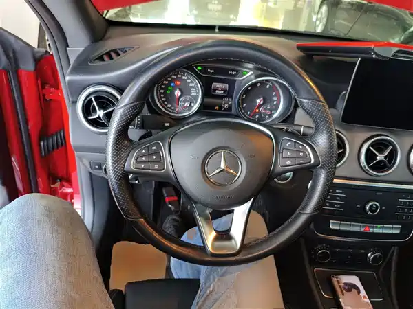 Mercedes-Benz CLA 2019