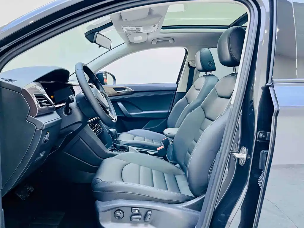 Volkswagen Tharu 2023