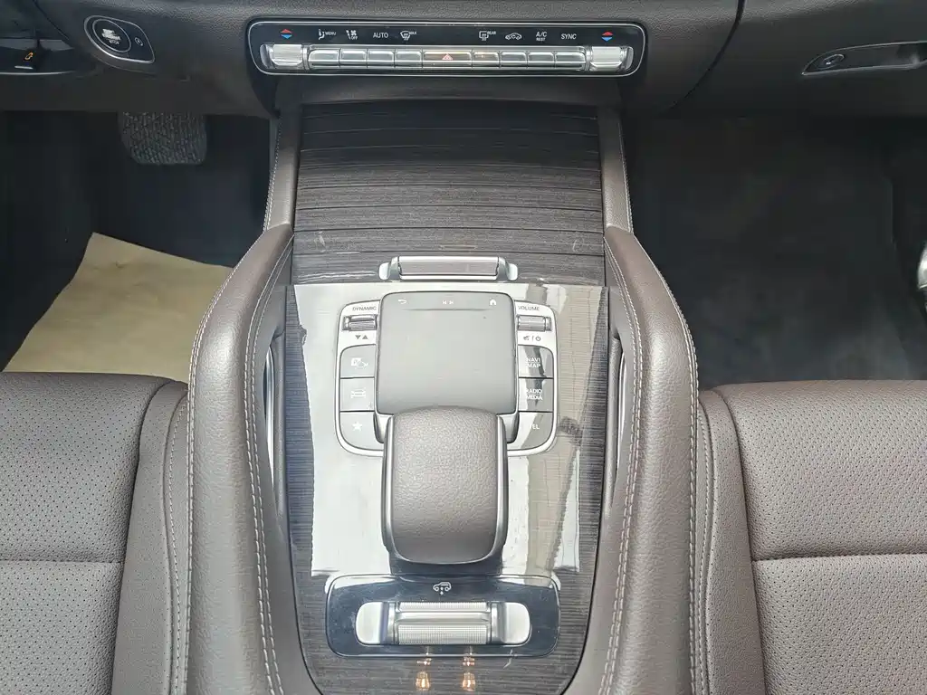 Mercedes-Benz GLE 2020 — фото 14
