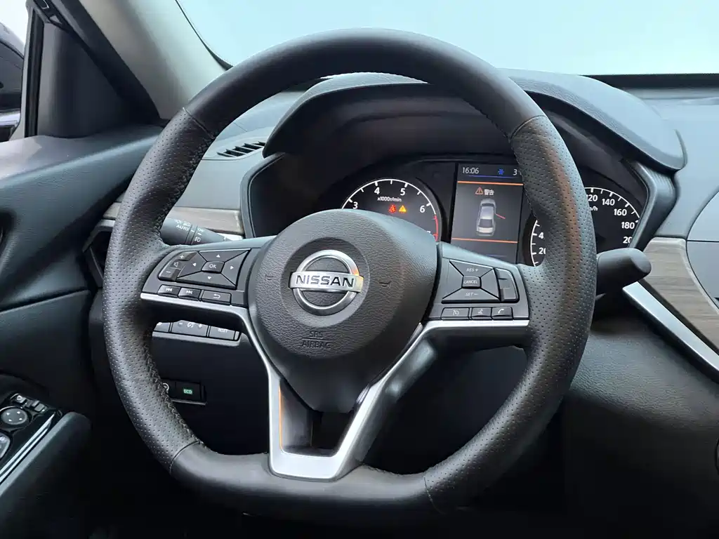 Nissan Teana 2023 — фото 24