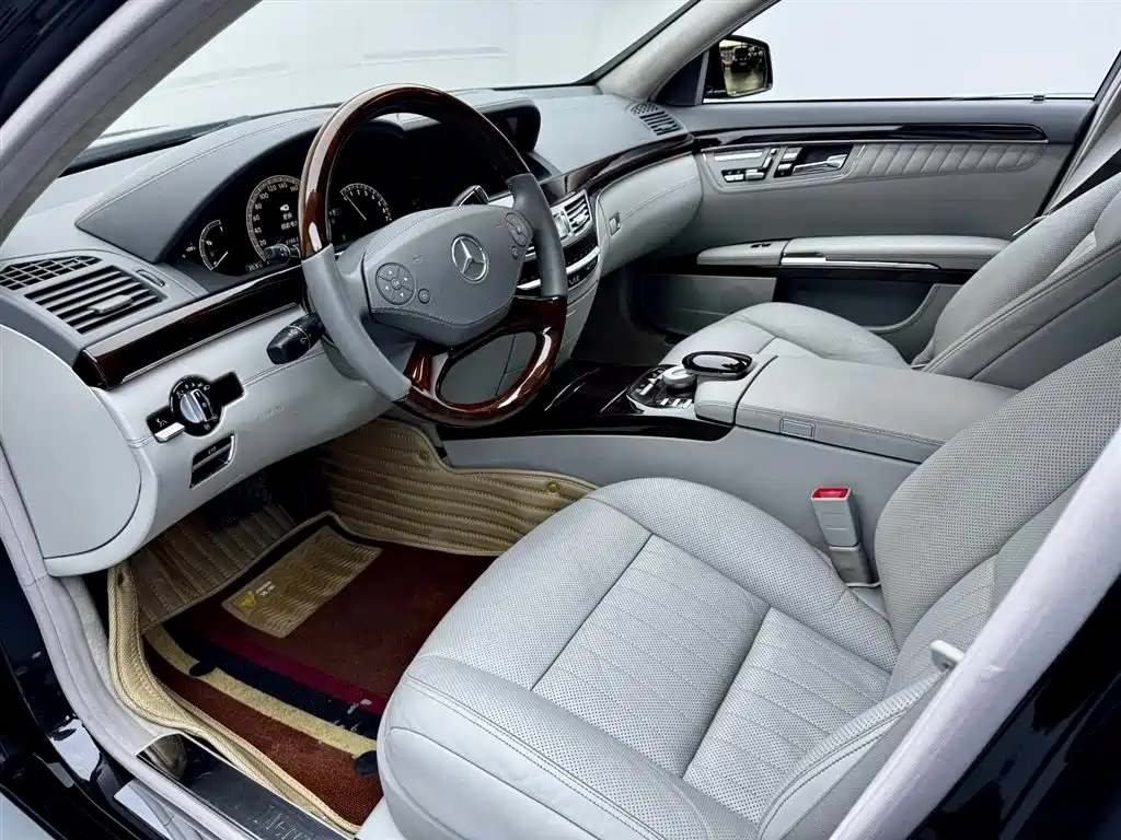 Mercedes-Benz S-Class 2011 — фото 17