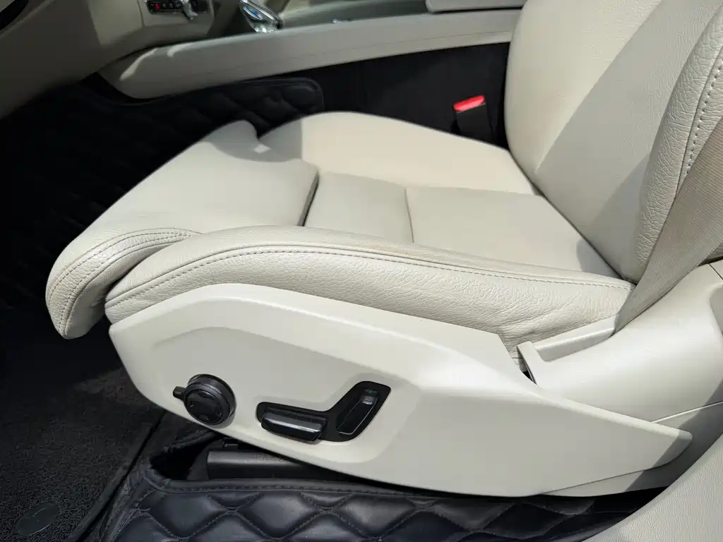 Volvo XC60 PHEV 2022 — фото 25