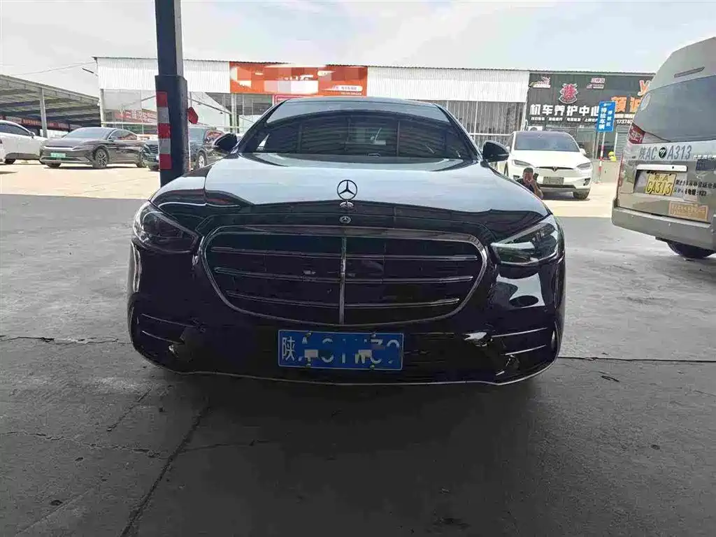 Mercedes-Benz S-Class 2022