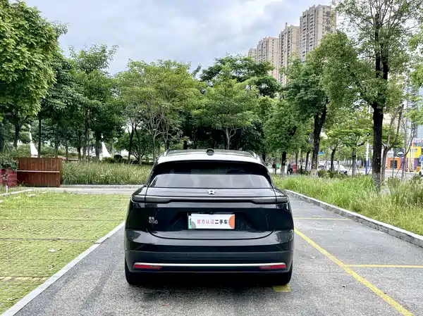 NIO ES6 2024