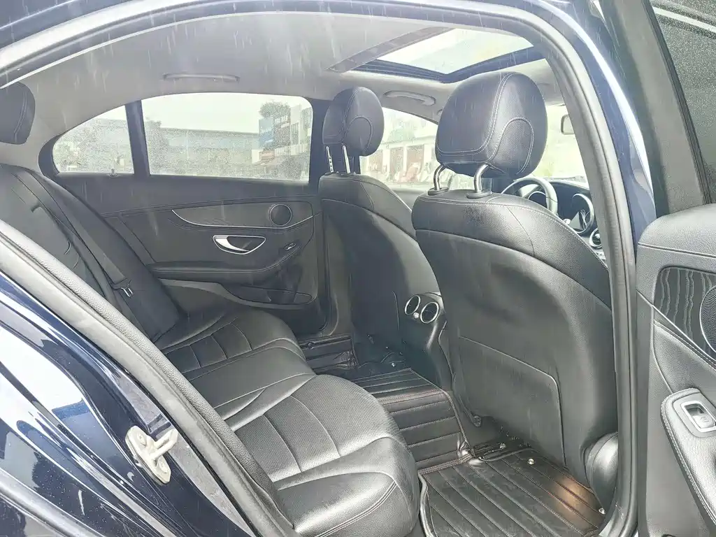 Mercedes-Benz C-Class 2017 — фото 12