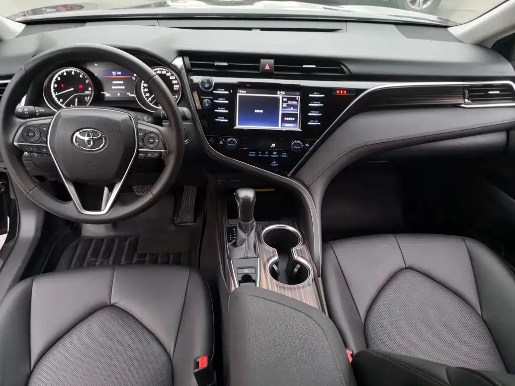 Toyota Camry 2018