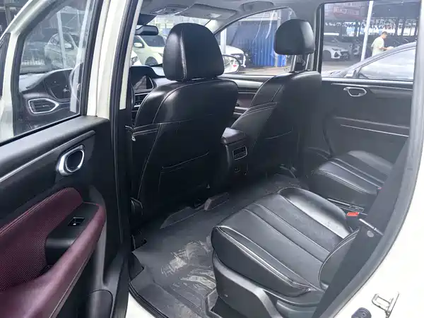GAC Trumpchi M6 2023