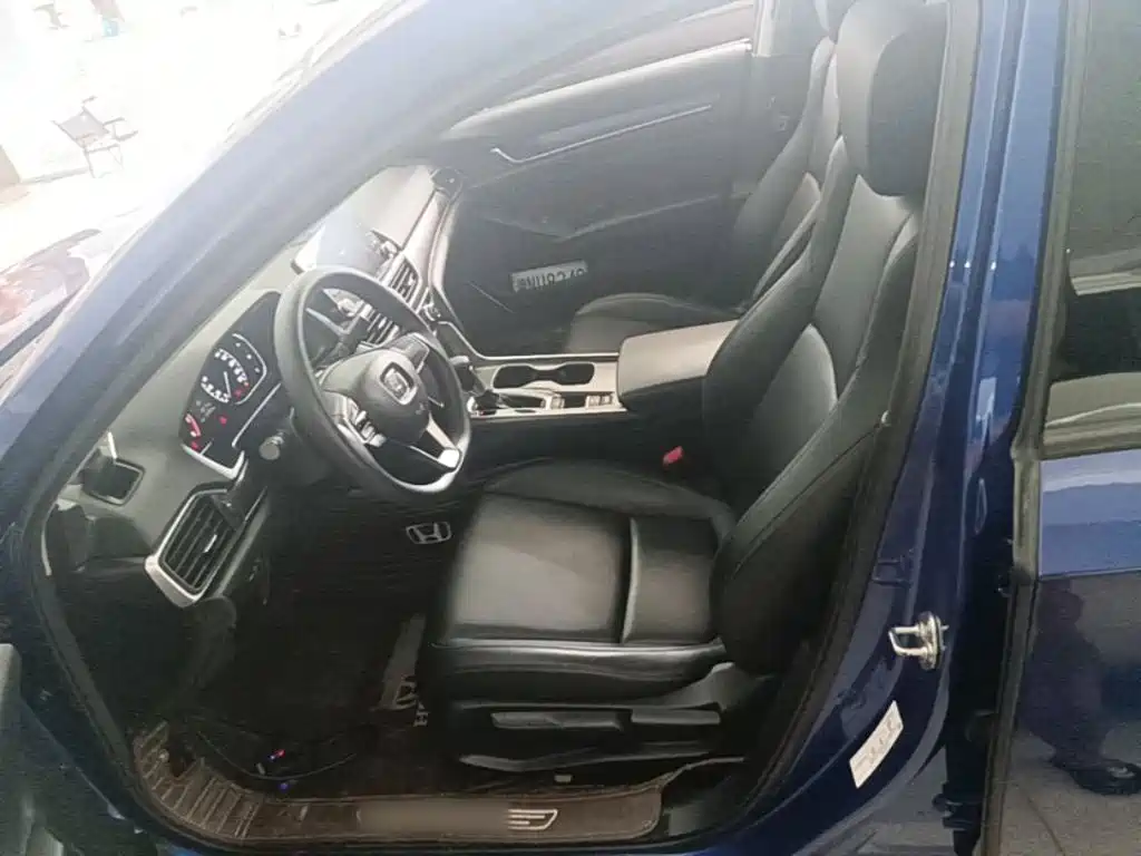 Honda Accord 2020 — фото 15