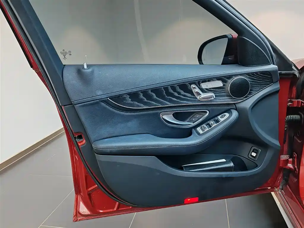 Mercedes-Benz C-Class 2019 — фото 15