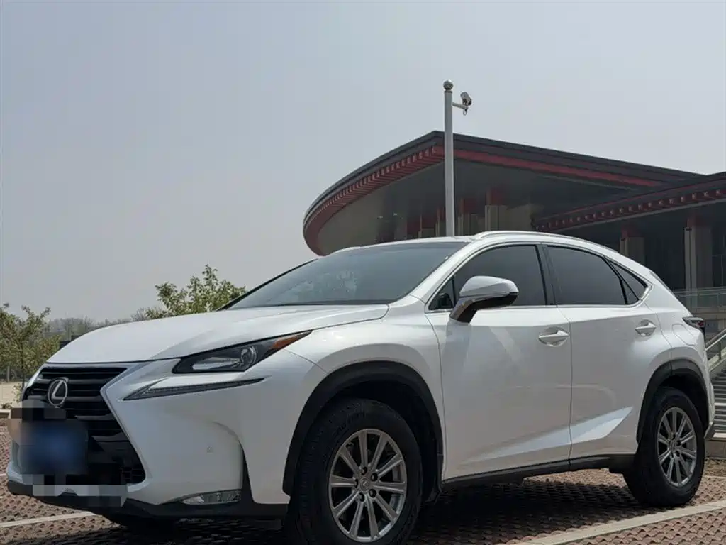 Lexus NX 2016 — фото 2