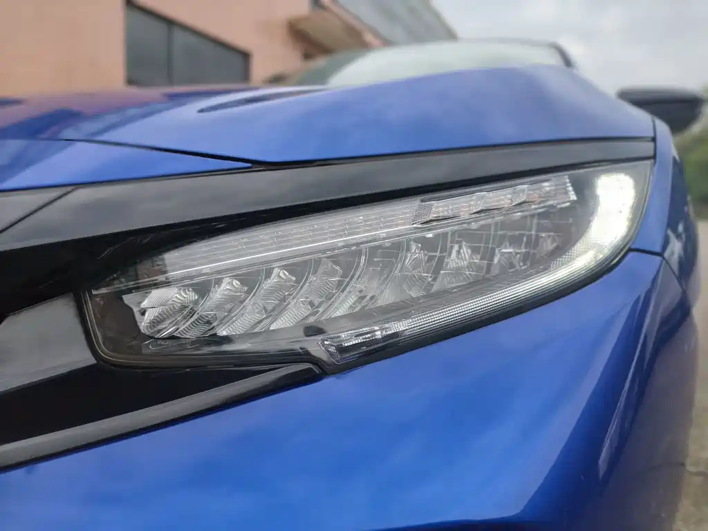 Honda Civic 2021 — фото 17