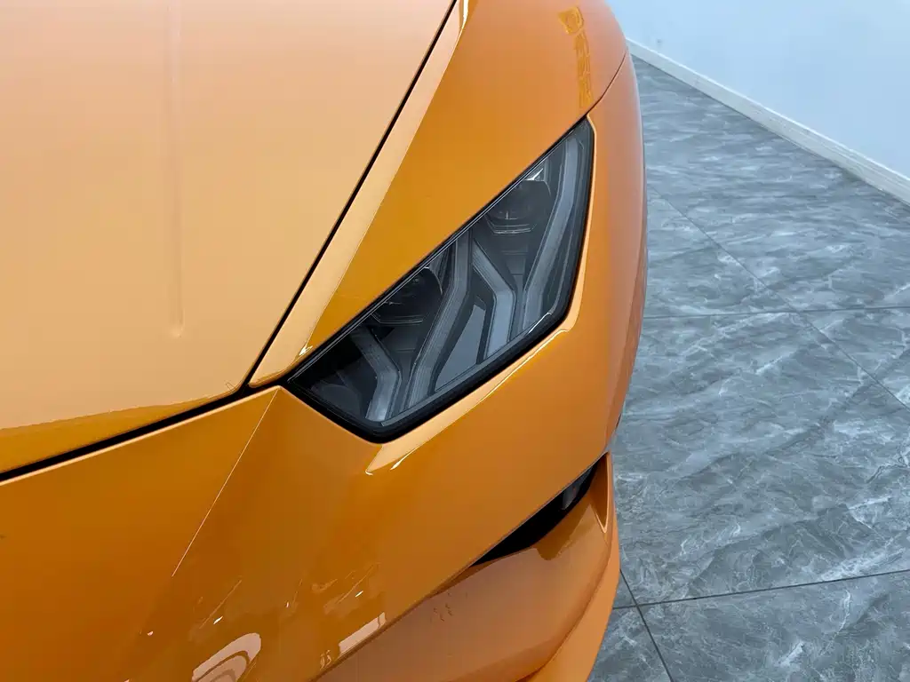 Lamborghini Huracan 2022 — фото 15