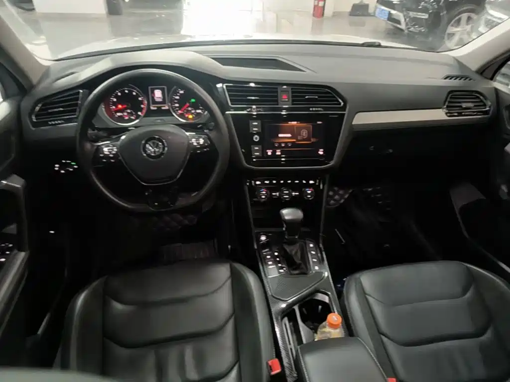 Volkswagen Tiguan L 2019