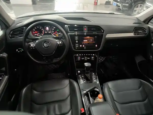 Volkswagen Tiguan L 2019