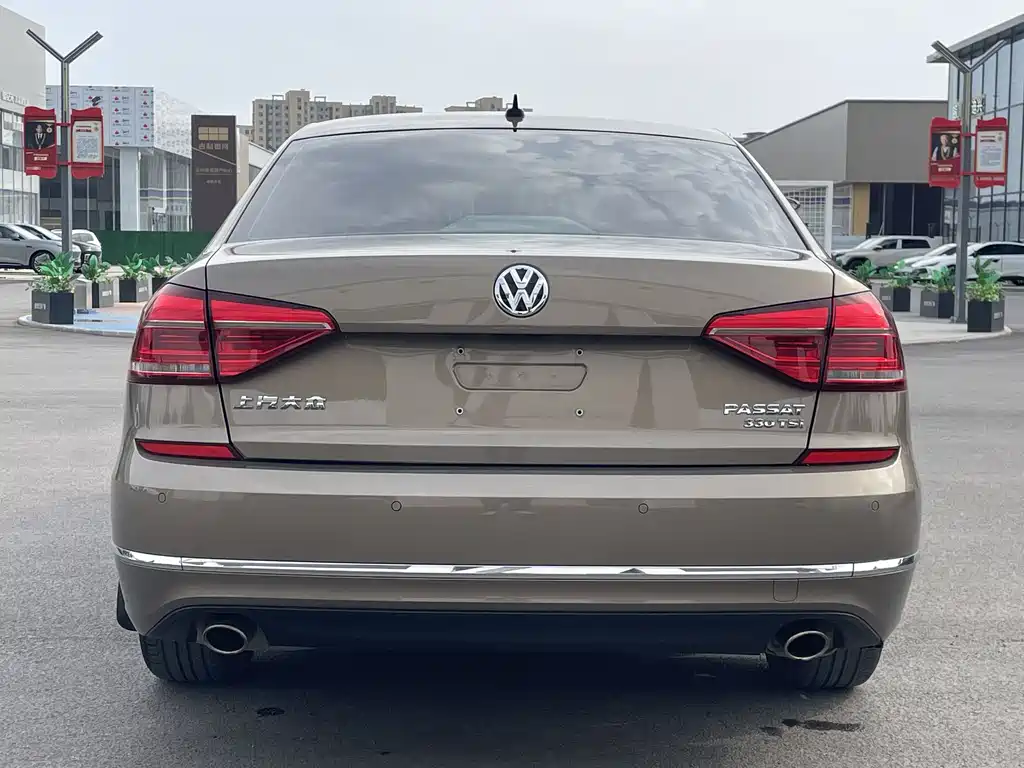 Volkswagen Passat 2018 — фото 8