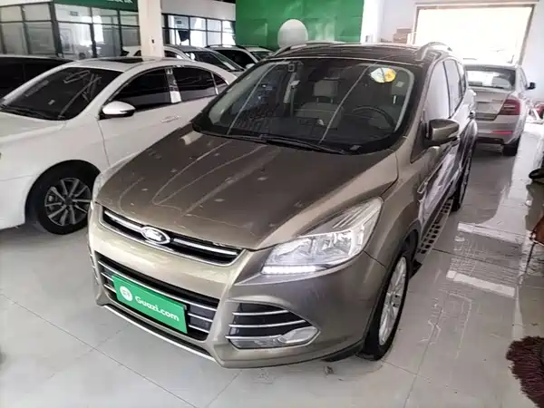 Ford Kuga 2016