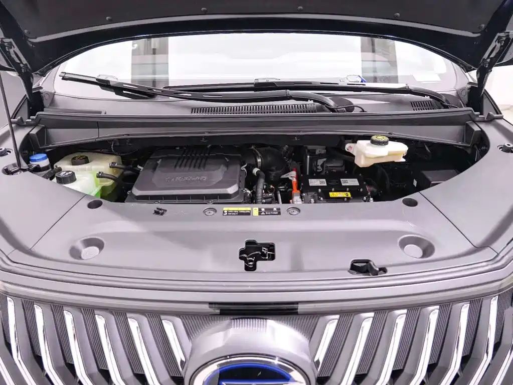 GAC Motor Trumpchi M8 2025 — фото 19