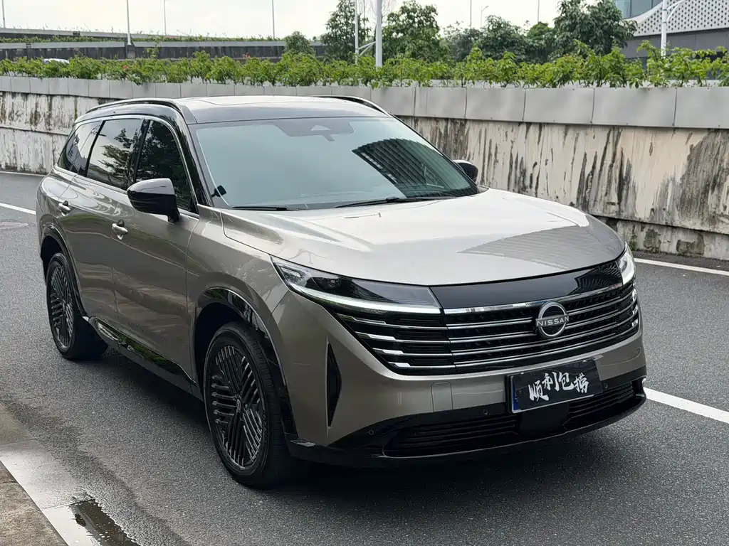 Nissan Teramont 2024