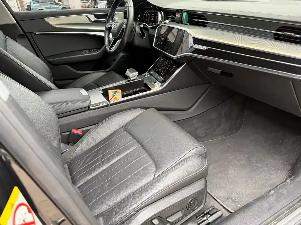 Audi A6L 2021 — фото 3