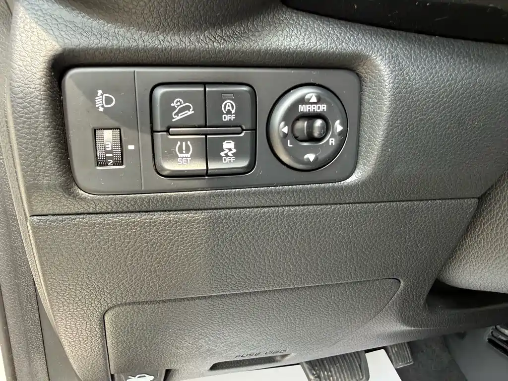 Kia KX1 2020 — фото 15