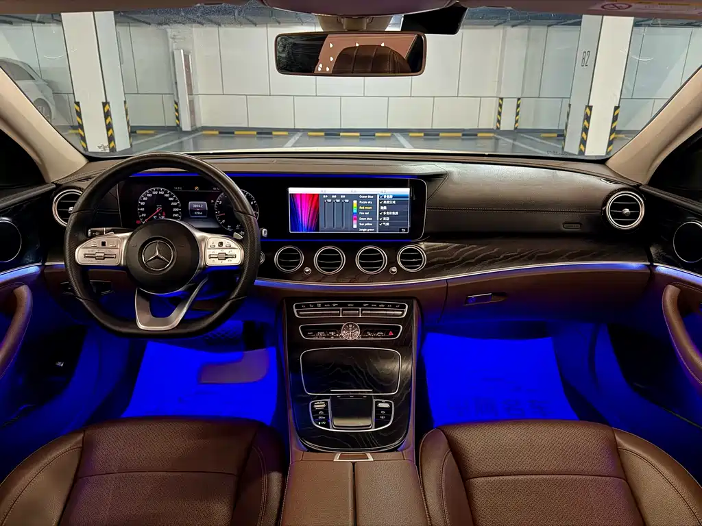 Mercedes-Benz E-Class 2018 — фото 25