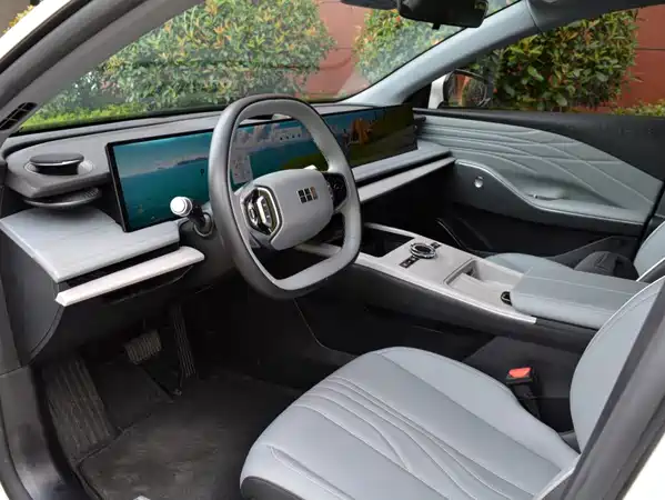 Geely Galaxy E8 2024