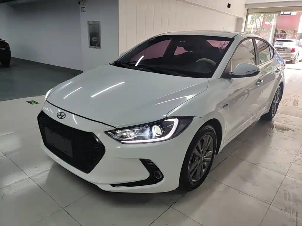 Hyundai Celesta 2017 — фото 1