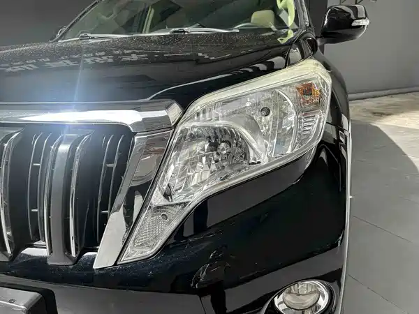 Toyota Prado 2015