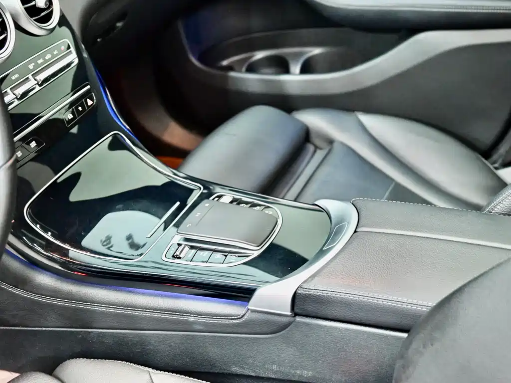 Mercedes-Benz GLC 2019 — фото 15
