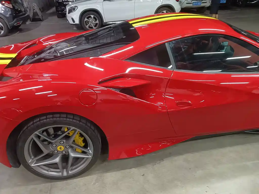 Ferrari F8 2022 — фото 13
