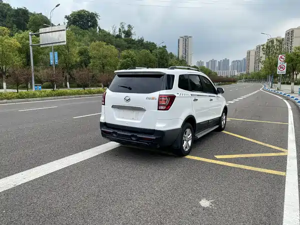 BAIC Huansu S3 2016